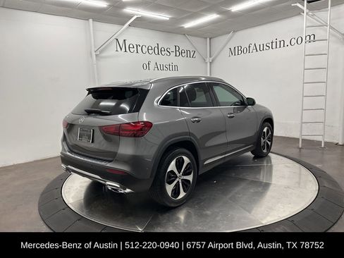 Certified 2025 Mercedes-Benz GLA 250 image 8