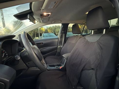Used 2023 Toyota Corolla LE FWD image 7