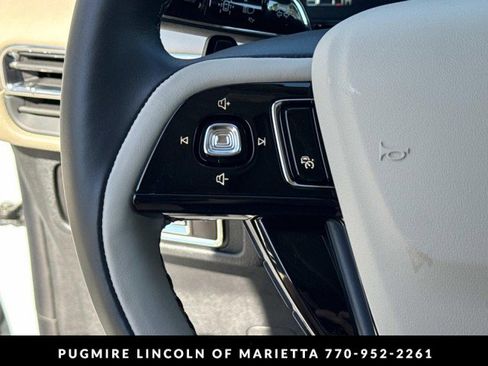 New 2026 Lincoln Corsair Reserve w/ Jet Appearance Package image 18