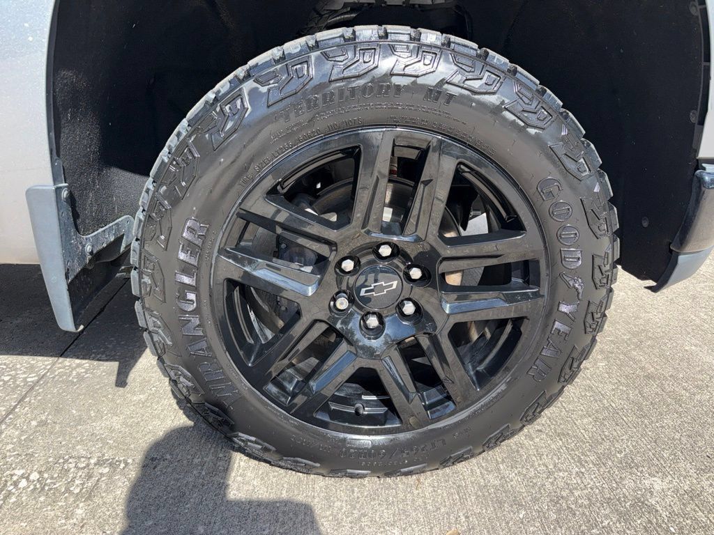 Used 2021 Chevrolet Silverado 1500 Custom Trail Boss AWD/4WD image 41