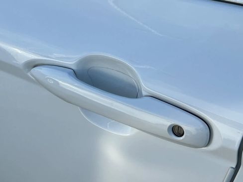 Used 2023 Toyota Camry SE image 7