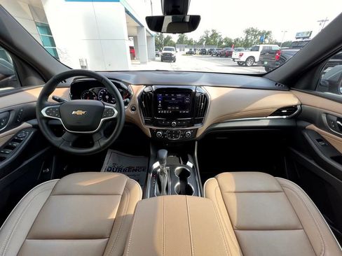 Used 2023 Chevrolet Traverse Premier w/ LPO, Floor Liner Package FWD image 2