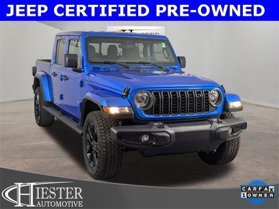 Used 2025 Jeep Gladiator Sport
