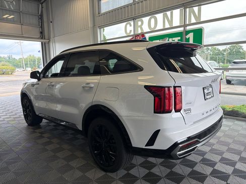 Used 2022 Kia Sorento SX AWD/4WD image 4
