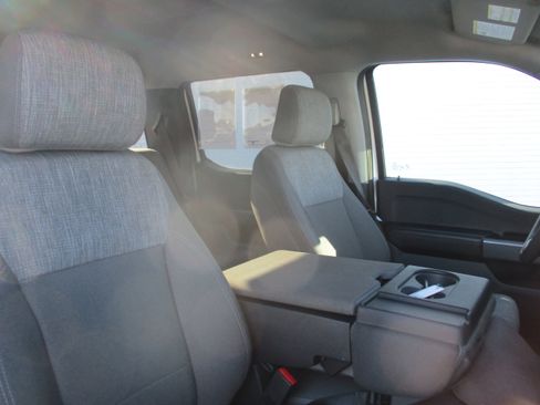 Used 2022 Ford F150 XLT image 31