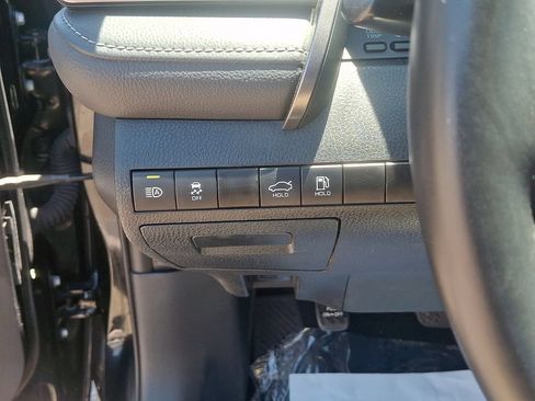 Used 2024 Toyota Camry SE FWD image 25