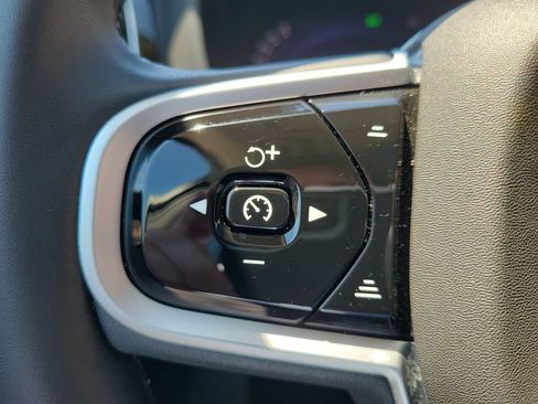Certified 2026 Volvo XC60 B5 Ultra AWD/4WD image 24