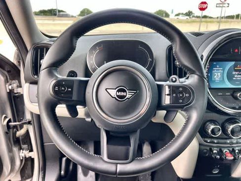 Used 2023 MINI Cooper Countryman S w/ Signature Upholstery Package AWD/4WD image 17