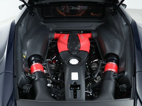 Certified 2022 Ferrari F8 Tributo image 31