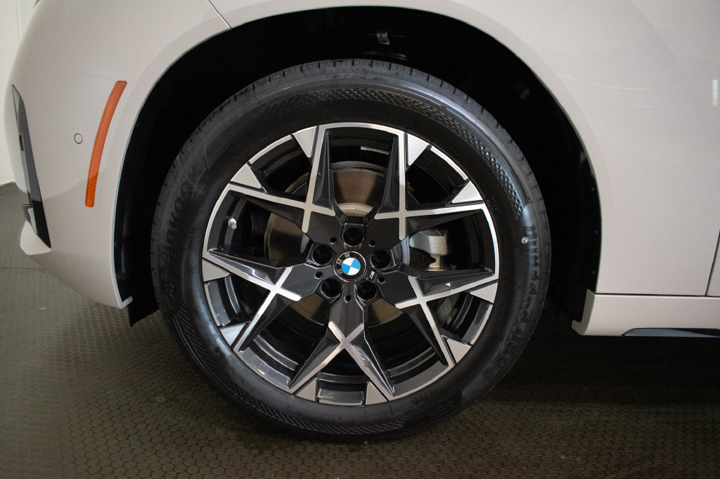 New 2026 BMW X3 xDrive30i w/ Premium Package AWD/4WD image 9