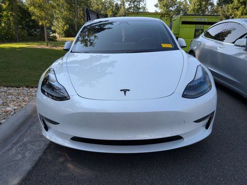 Used 2023 Tesla Model 3 Standard Range RWD image 7