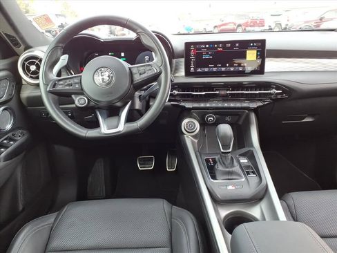 Used 2024 Alfa Romeo Tonale Veloce image 24