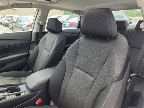 Used 2024 Honda Accord EX image 23