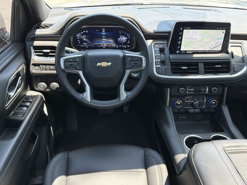 Used 2024 Chevrolet Tahoe LT w/ LT Signature Plus Package AWD/4WD image 32