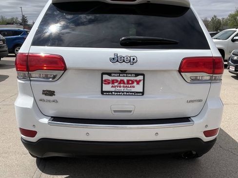 Used 2017 Jeep Grand Cherokee Limited image 9