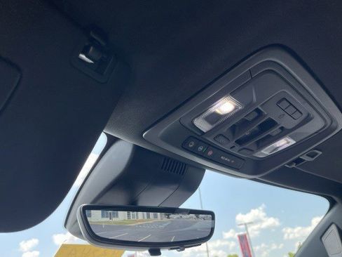 Used 2024 Chevrolet Silverado 1500 High Country w/ Technology Package image 24