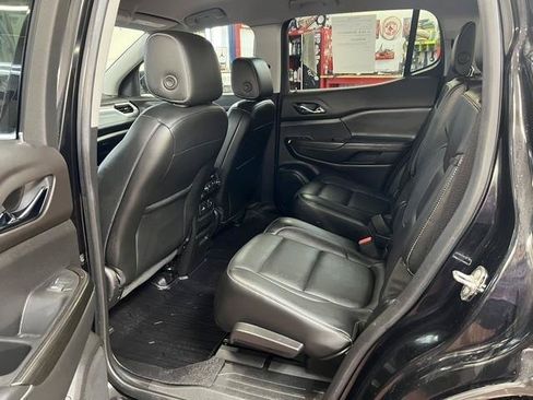 Used 2019 GMC Acadia SLT AWD/4WD image 8
