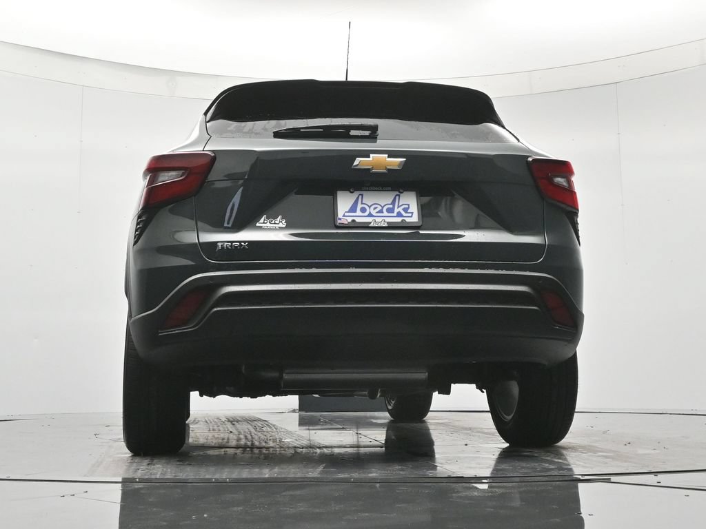 New 2026 Chevrolet Trax LS w/ LS Convenience Package FWD image 40