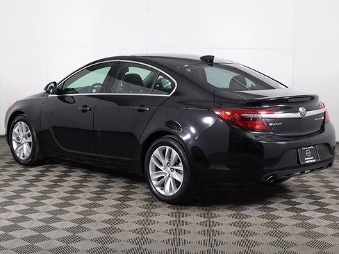 Used 2015 Buick Regal image 8