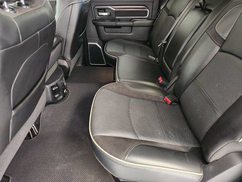 Used 2024 RAM 2500 Laramie AWD/4WD image 30