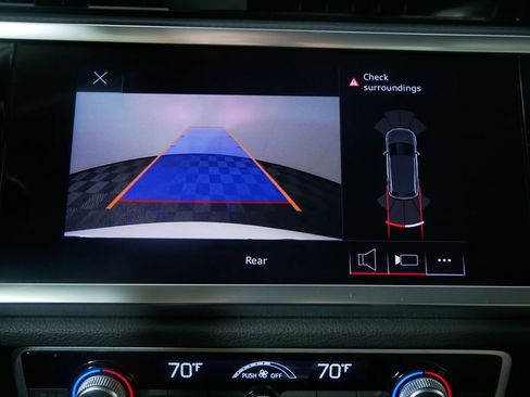 Used 2022 Audi Q3 2.0T Premium w/ Convenience Package image 27