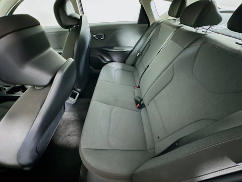 Used 2025 Kia K4 FWD image 27