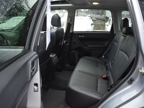 Used 2017 Subaru Forester 2.5i Touring image 20