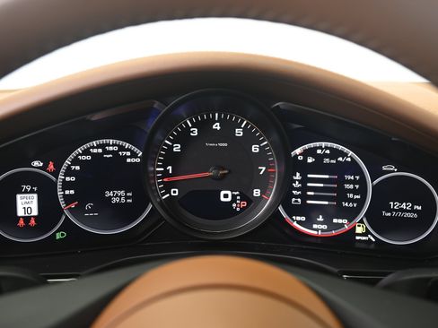 Certified 2023 Porsche Panamera 4S AWD/4WD image 36