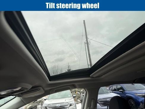 Used 2023 Subaru Crosstrek 2.0i Premium image 22