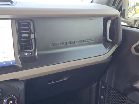 Used 2023 Ford Bronco Wildtrak AWD/4WD image 18