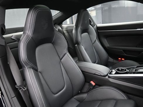 Certified 2024 Porsche 911 Carrera RWD image 28