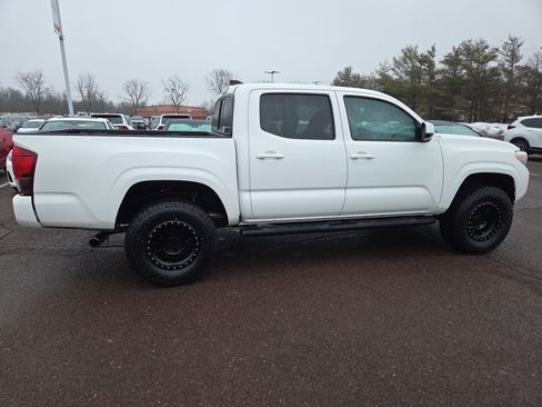 Certified 2022 Toyota Tacoma SR image 2