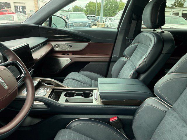 Used 2026 Lincoln Nautilus Black Label AWD/4WD image 5