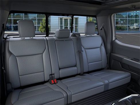 New 2025 Ford F150 Lightning Lariat image 34