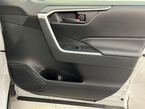 Used 2023 Toyota RAV4 LE image 25