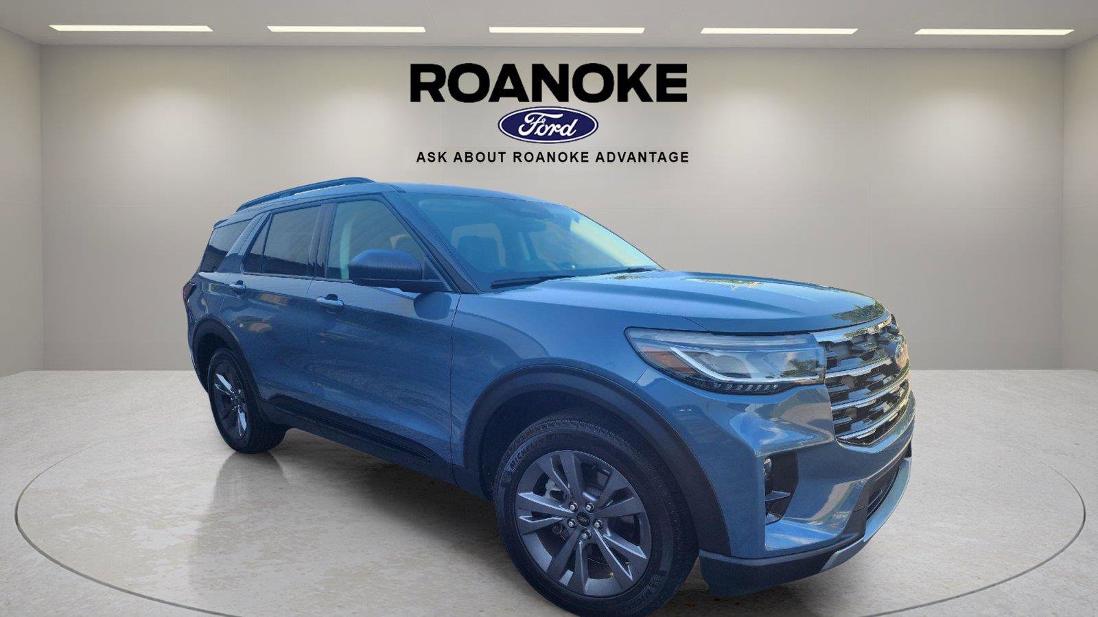 Used 2026 Ford Explorer Active w/ Active Comfort Package AWD/4WD image 7