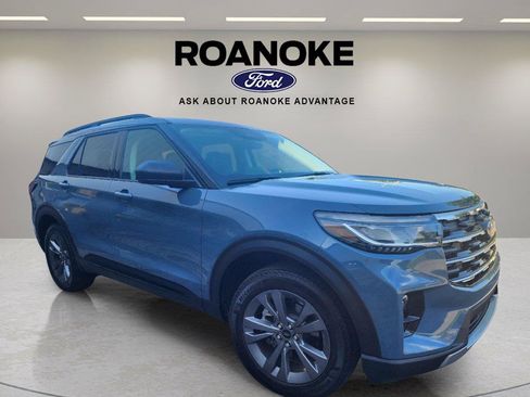 Used 2026 Ford Explorer Active w/ Active Comfort Package AWD/4WD image 7