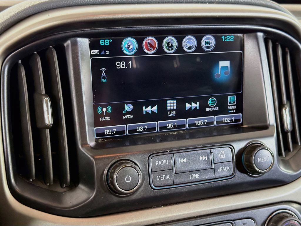 Used 2018 Chevrolet Colorado Z71 AWD/4WD image 15