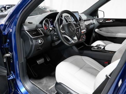 Used 2018 Mercedes-Benz GLE 43 AMG 4MATIC image 9