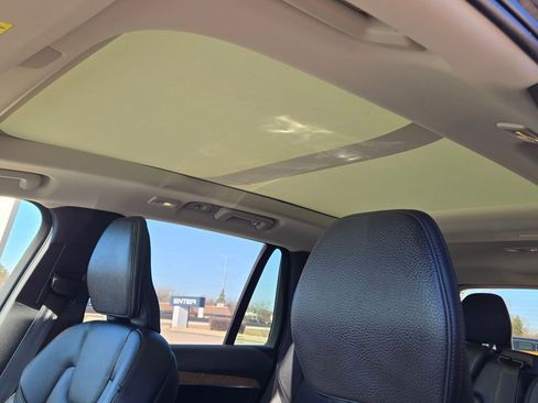 Used 2023 Volvo XC90 T8 Core image 5