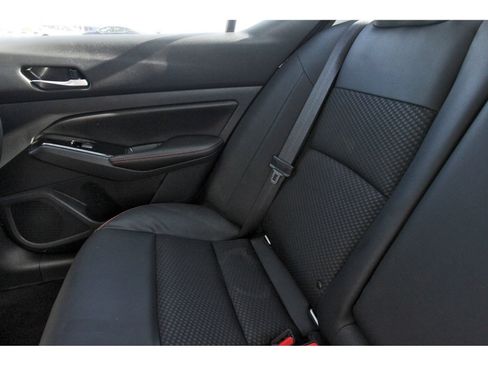 Certified 2025 Nissan Altima 2.5 SR FWD image 14