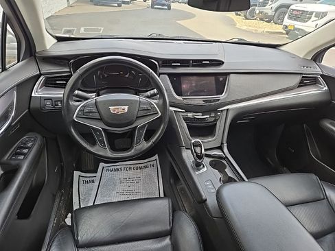 Used 2017 Cadillac XT5 Premium Luxury w/ LPO, Wheel Lock Package image 15