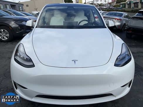 Used 2021 Tesla Model Y Long Range image 2