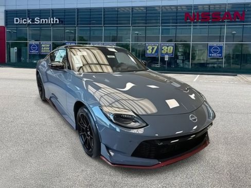 New 2024 Nissan Z NISMO w/ Floor Mat Package image 5