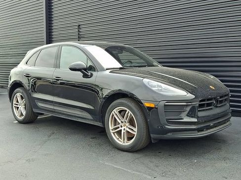 Certified 2023 Porsche Macan Turbo AWD/4WD image 9