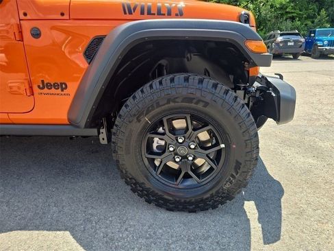 New 2025 Jeep Wrangler Willys image 2