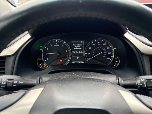 Used 2019 Lexus RX 350 FWD w/ Accessory Package image 9