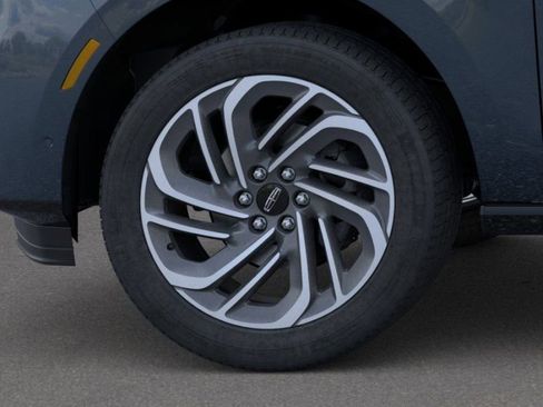 New 2026 Lincoln Navigator Reserve image 19