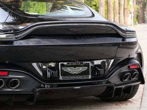 Used 2025 Aston Martin V8 Vantage Coupe image 8