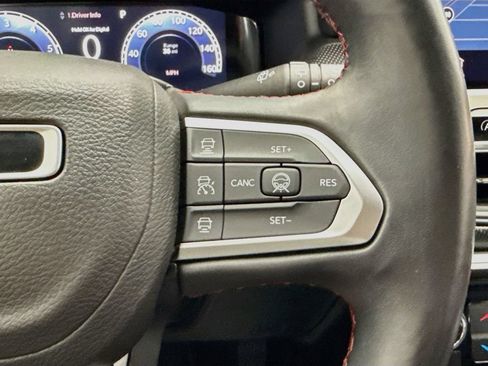 Used 2022 Jeep Compass Trailhawk w/ Trailhawk Elite Group AWD/4WD image 12